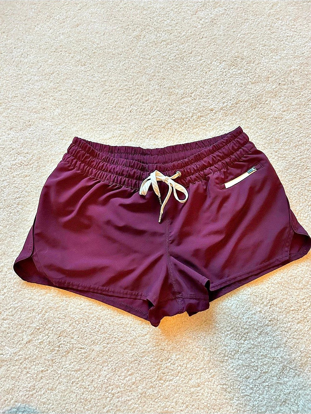 Vuori Women’s Clementine 2.0 Shorts Sz Medium EUC